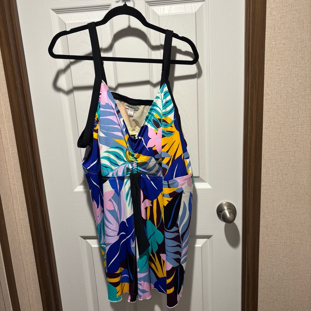 Avenue Multicolor Floral Swimsuit Top